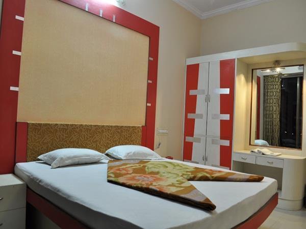 Hotel Relax Inn Диу Экстерьер фото
